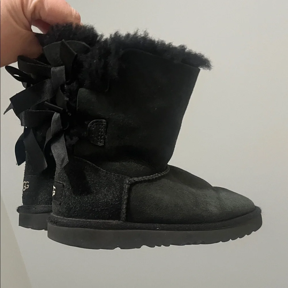 UGG Bailey Bow Black Boots Girls Toddler 12 Adorable Classic